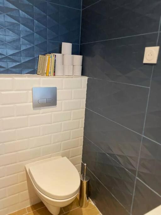 Joli Cocon Paisible Au Coeur Du Panier Appartement Marseille